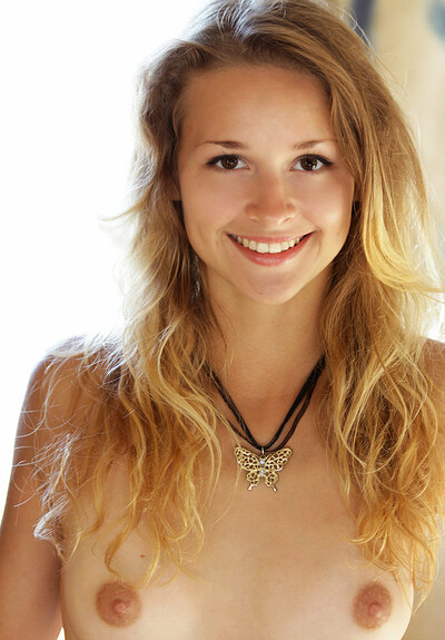 Model Toxic A in Tolmao