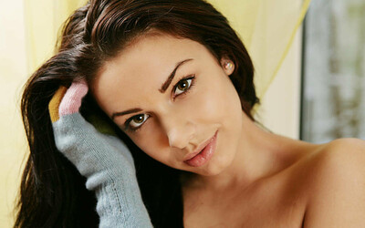 Model Angelique A in Supra